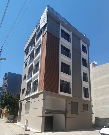 resm Mustafa olgun apt. Karşıyaka